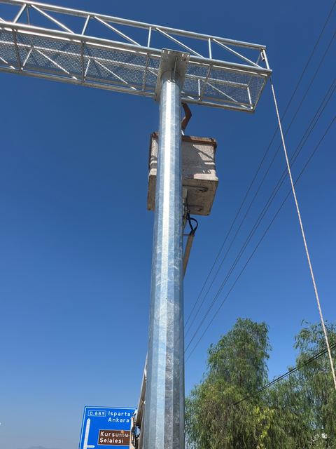 Portal ve saha dolabı, tamamlanmış hali